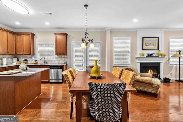 7717 Box Turtle Way, Flowery Branch, GA 30542