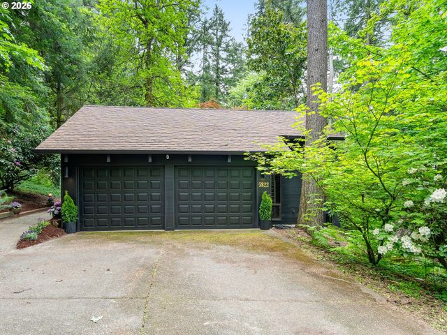 5822 Sw SHERIDAN Ct, Portland, OR 97221