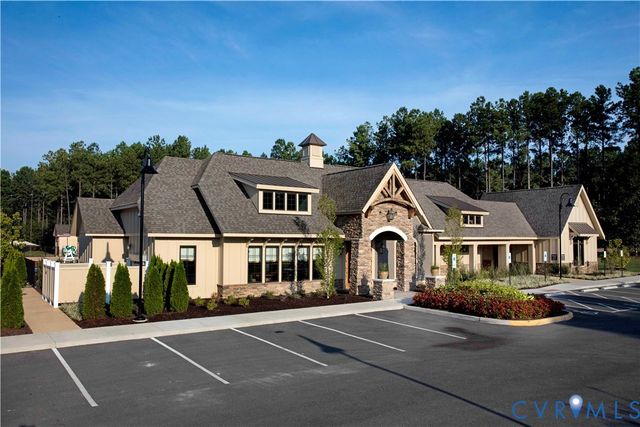 8761 Pioneer Hill Dr, Chesterfield, VA 23832