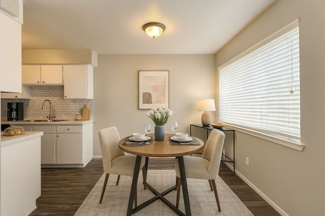 1122 Millview Drive 205, Arlington, TX 76012
