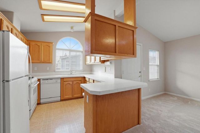 325 Sylvan Avenue, Mountain View, CA 94041