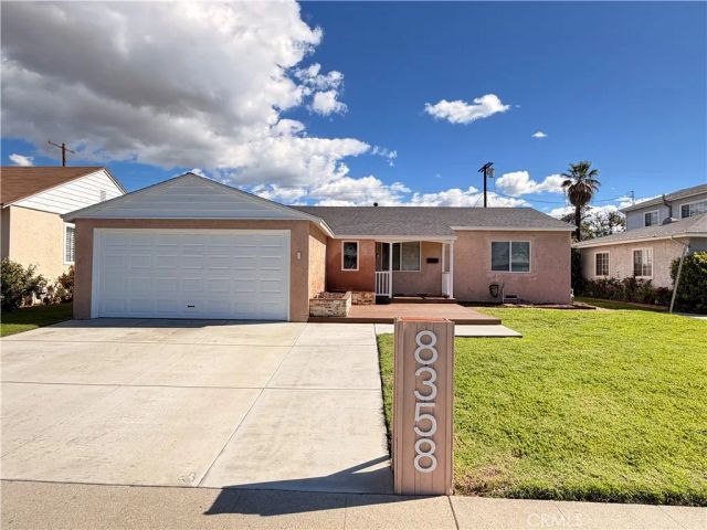8358 Colbath, Panorama City, CA 91402
