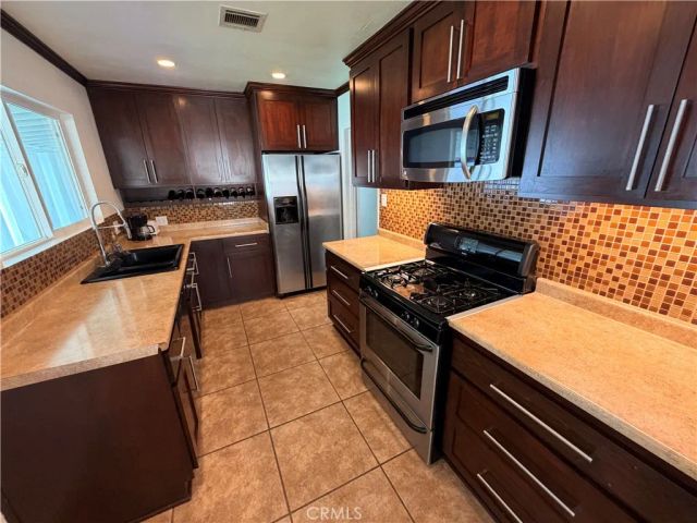 8358 Colbath, Panorama City, CA 91402