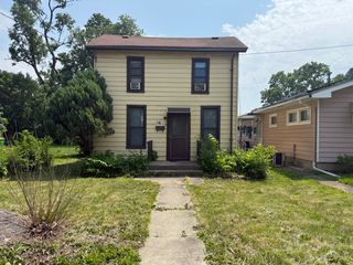 526 Gardner Street, Joliet, IL 60433
