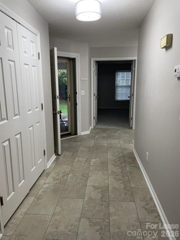 19831 Henderson Road E, Cornelius, NC 28031