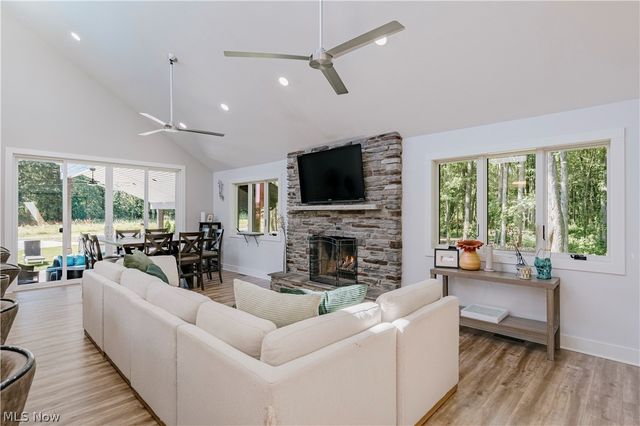 27070 Bagley Road, Olmsted Twp, OH 44138