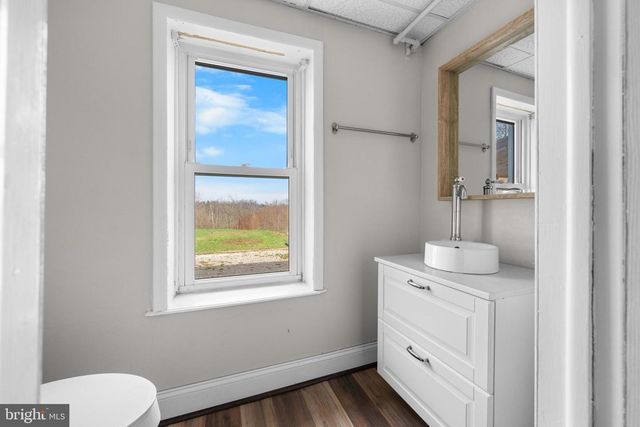 35 E BEN FRANKLIN HWY, Birdsboro, PA 19508