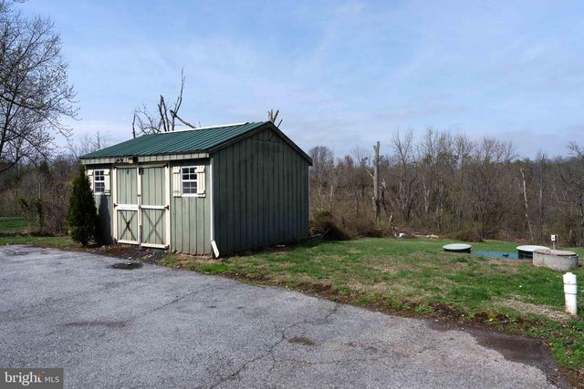 35 E BEN FRANKLIN HWY, Birdsboro, PA 19508