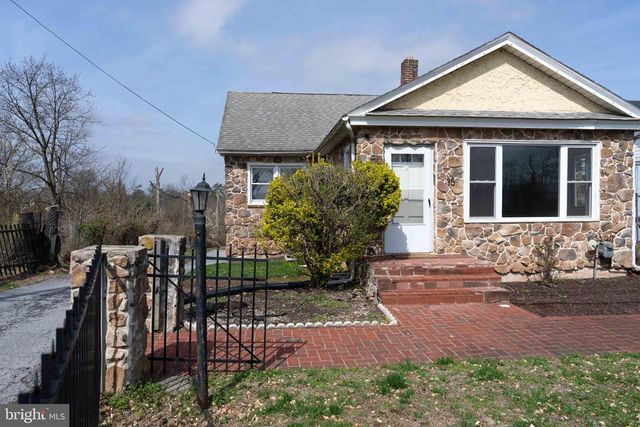 35 E BEN FRANKLIN HWY, Birdsboro, PA 19508
