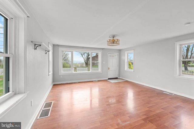 35 E BEN FRANKLIN HWY, Birdsboro, PA 19508