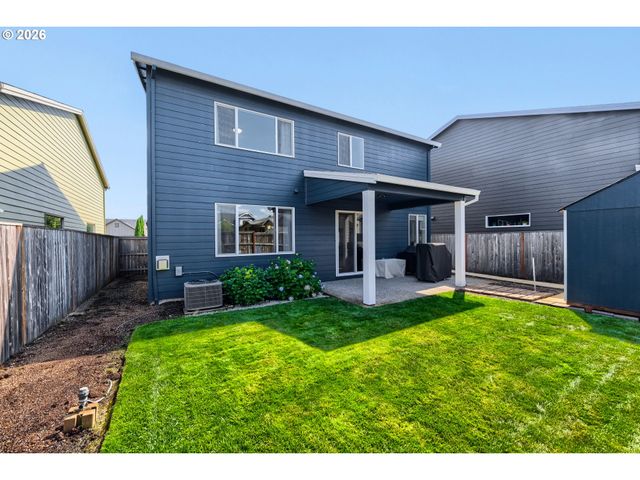 1949 SILVERSTONE Dr, Forest Grove, OR 97116