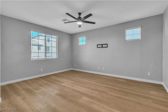 10697 Sariah Skye Avenue, Las Vegas, NV 89166