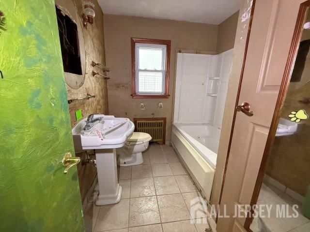 49 Loretta Street, Perth Amboy, NJ 08861