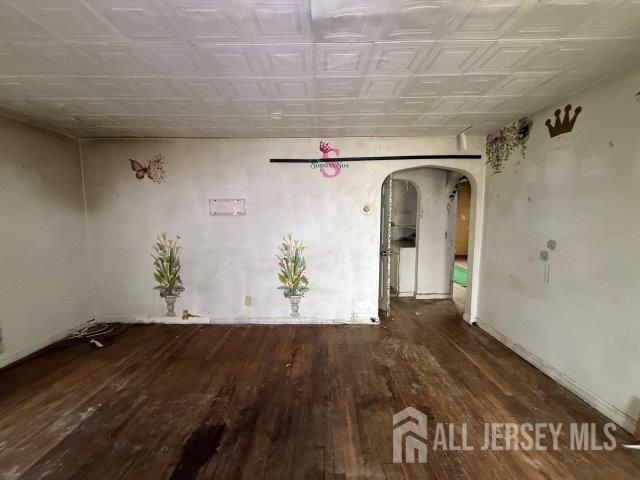 49 Loretta Street, Perth Amboy, NJ 08861