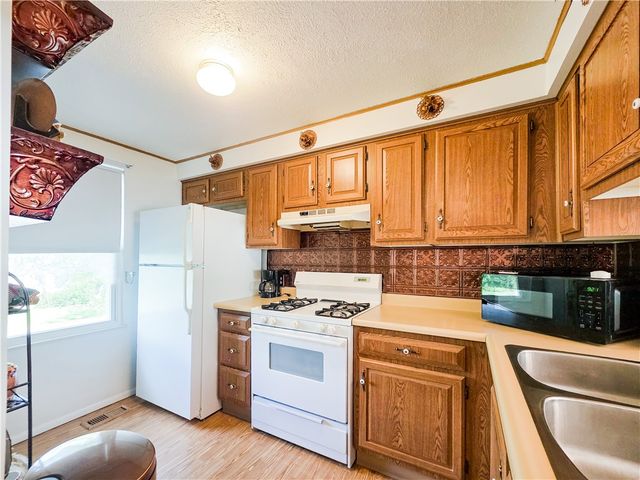 503 Winesap, South Fayette, PA 15017