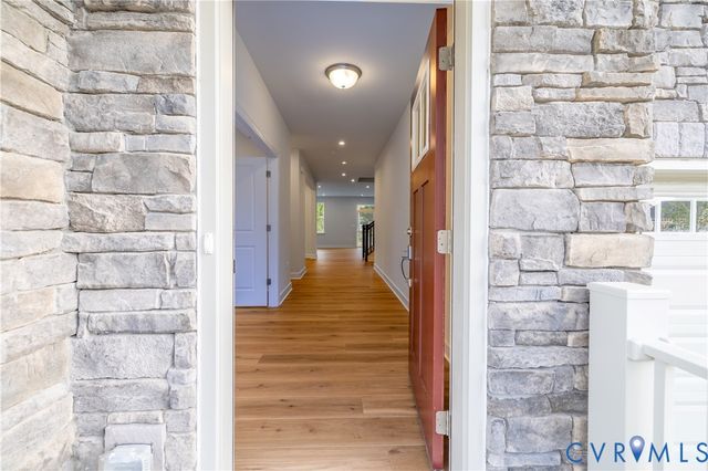 11541 Chapman Mill Dr, Glen Allen, VA 23060