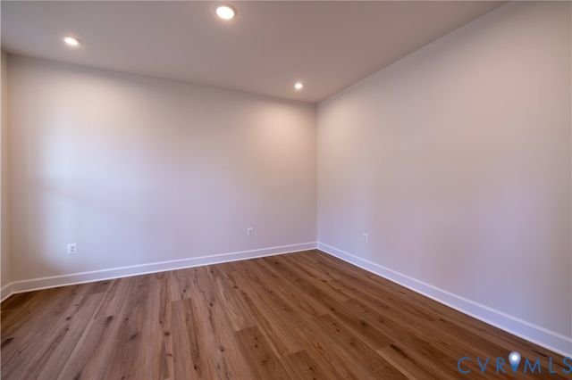 11541 Chapman Mill Dr, Glen Allen, VA 23060