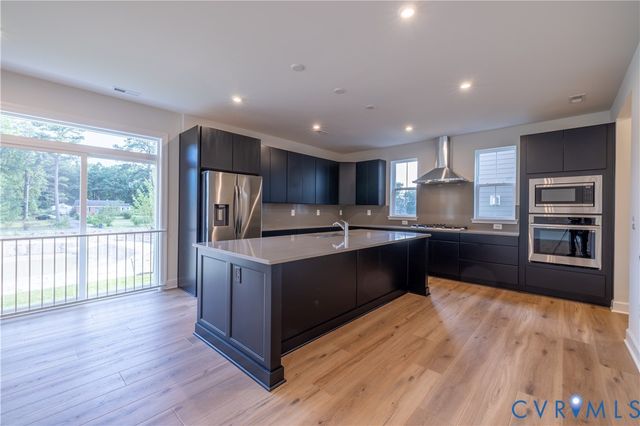 11541 Chapman Mill Dr, Glen Allen, VA 23060