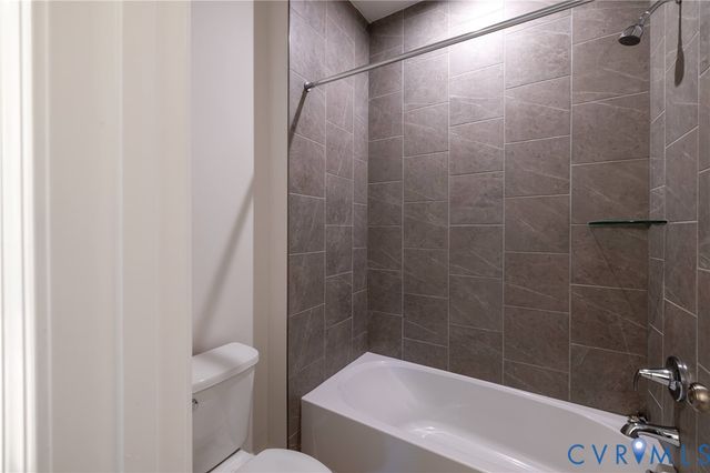 11541 Chapman Mill Dr, Glen Allen, VA 23060