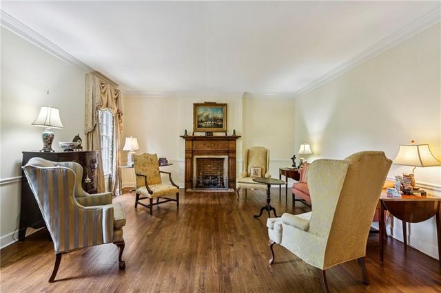 3017 Habersham Way NW, Atlanta, GA 30305