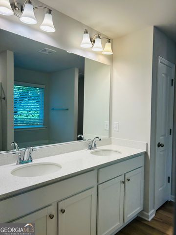 143 Chapel Hill Parkway, Newnan, GA 30263