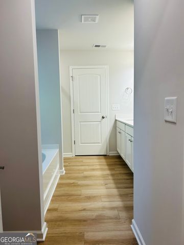 143 Chapel Hill Parkway, Newnan, GA 30263