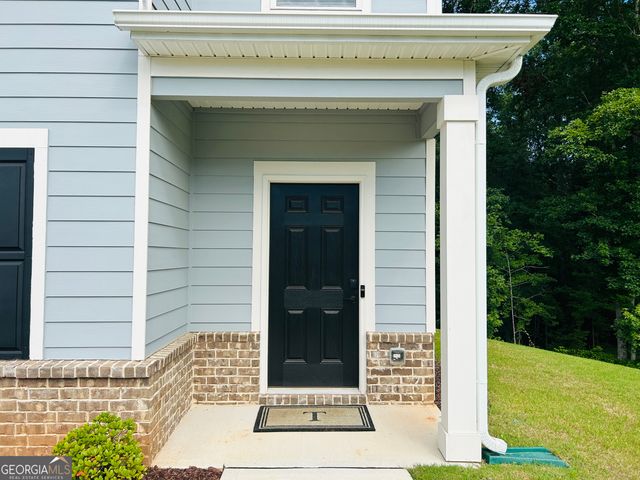 143 Chapel Hill Parkway, Newnan, GA 30263