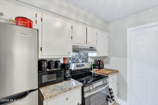 12433 Red Fox Drive, Gulfport, MS 39503