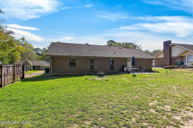 12433 Red Fox Drive, Gulfport, MS 39503