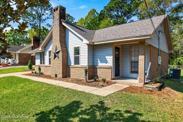 12433 Red Fox Drive, Gulfport, MS 39503