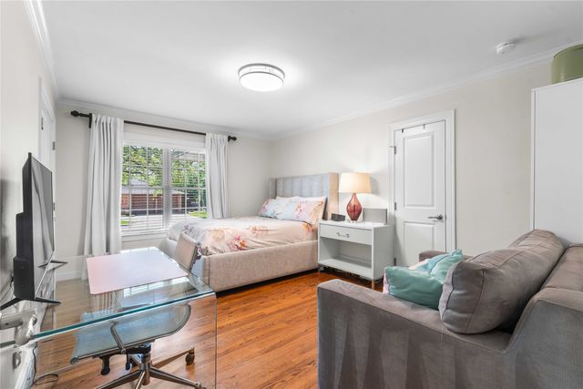 6841 Joyce Way, Dallas, TX 75225