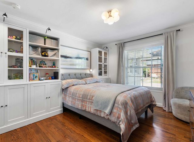 6841 Joyce Way, Dallas, TX 75225