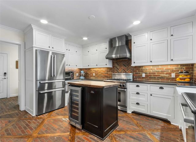 6841 Joyce Way, Dallas, TX 75225