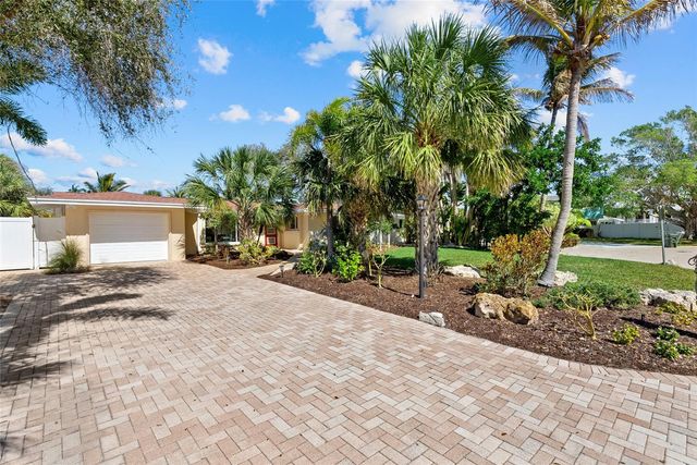 353 AVENIDA LEONA, Sarasota, FL 34242