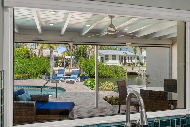 353 AVENIDA LEONA, Sarasota, FL 34242