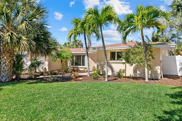 353 AVENIDA LEONA, Sarasota, FL 34242