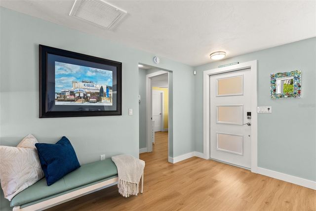 353 AVENIDA LEONA, Sarasota, FL 34242