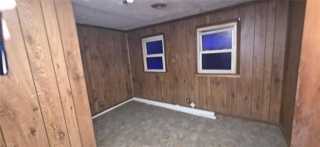 4372 Oak Ridge Drive, Winston-salem, NC 27105