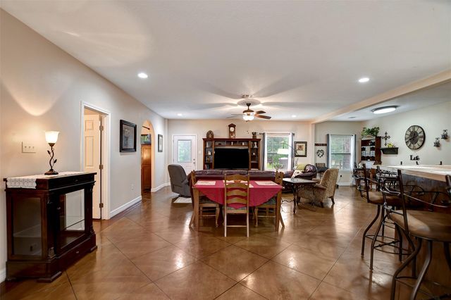 28030 Highway 6, Hempstead, TX 77445