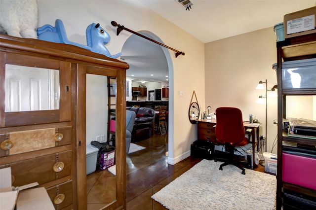 28030 Highway 6, Hempstead, TX 77445