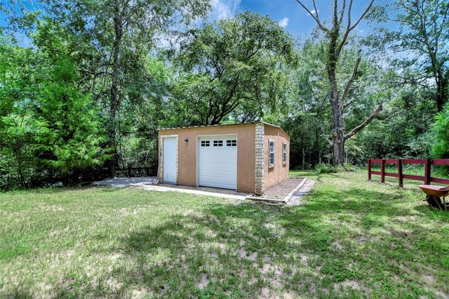 28030 Highway 6, Hempstead, TX 77445