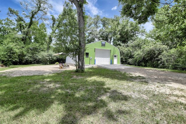 28030 Highway 6, Hempstead, TX 77445