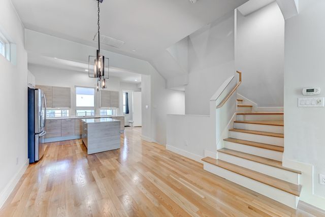 2705 St Emanuel Street, Houston, TX 77004