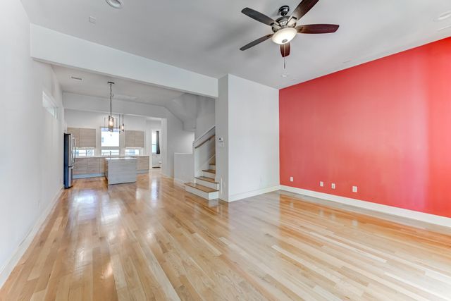 2705 St Emanuel Street, Houston, TX 77004