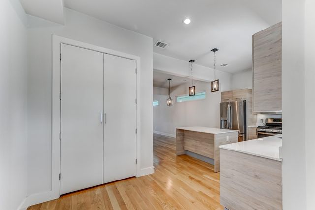 2705 St Emanuel Street, Houston, TX 77004