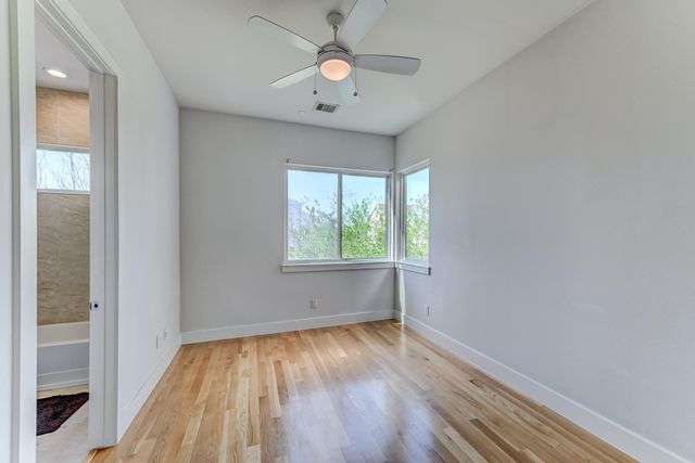 2705 St Emanuel Street, Houston, TX 77004