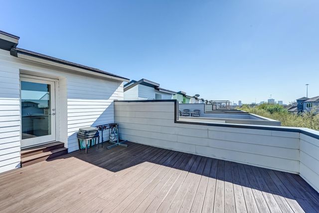 2705 St Emanuel Street, Houston, TX 77004