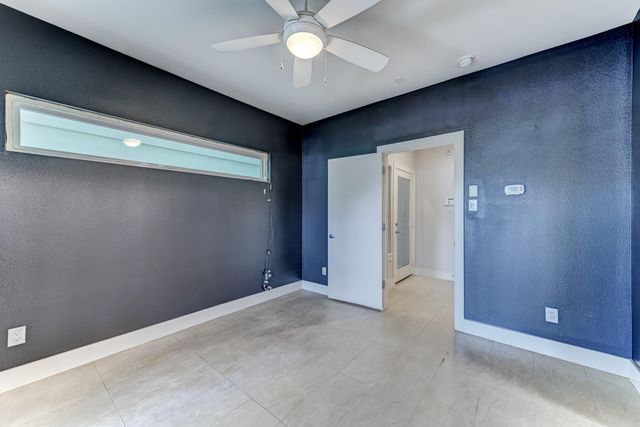 2705 St Emanuel Street, Houston, TX 77004