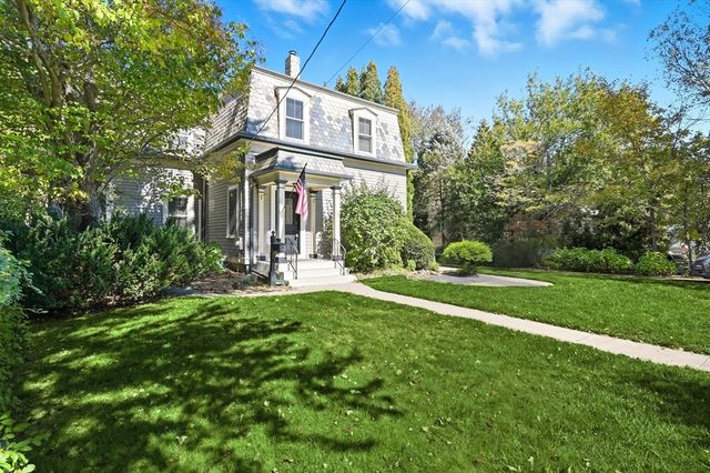 139 Salem End Road, Framingham, MA 01702