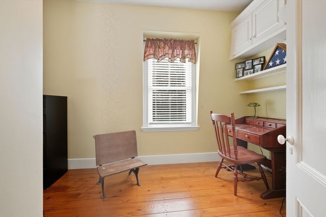 139 Salem End Road, Framingham, MA 01702